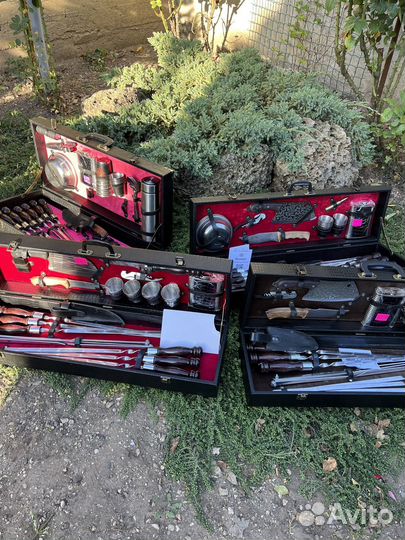 Подарочный набор в чемодане шампура мангал топор
