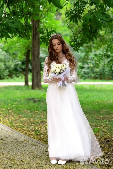 Свадебное платье