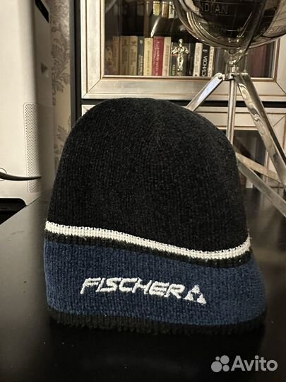 Мужская зимняя шапка вязаная