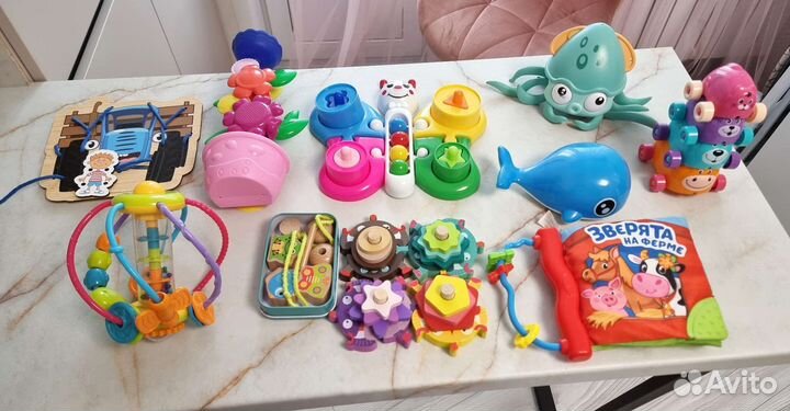 Детские игрушки для малышей пакетом