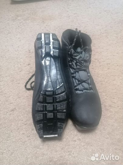 Лыжные ботинки 39 размер