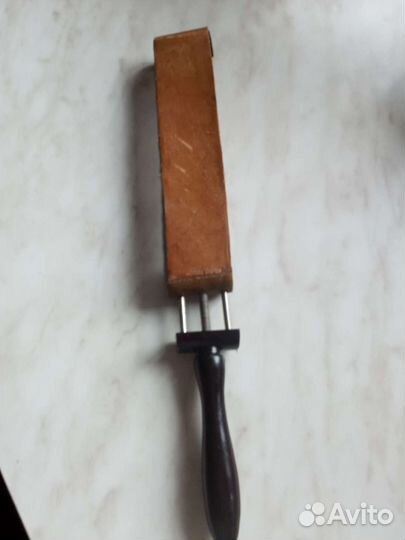 Приспособление для заточки опасных бритв