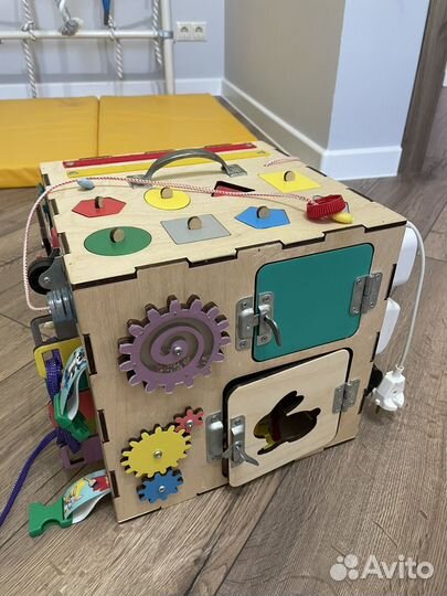 Бизиборд бизикуб