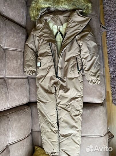 Зимний комбинезон для девочки