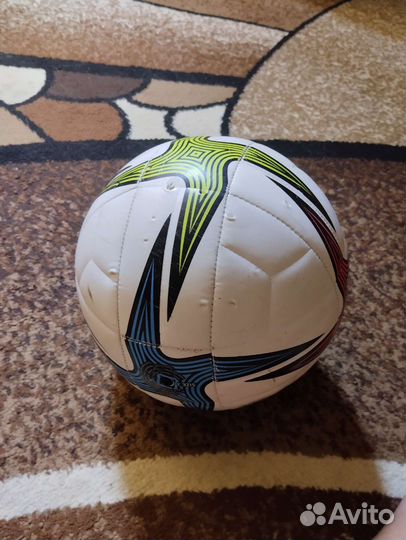 Футбольный мяч adidas conext 21