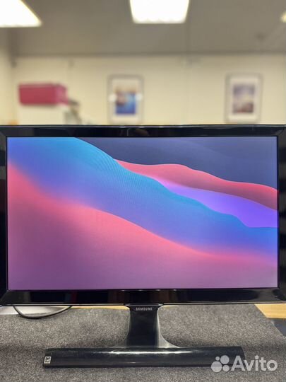 Монитор Samsung SyncMaster s22b350t