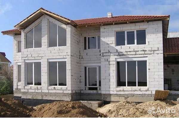 Бригада строителей