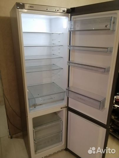 Холодильник Bosch 2 метра