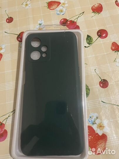 Чехлы на телефон