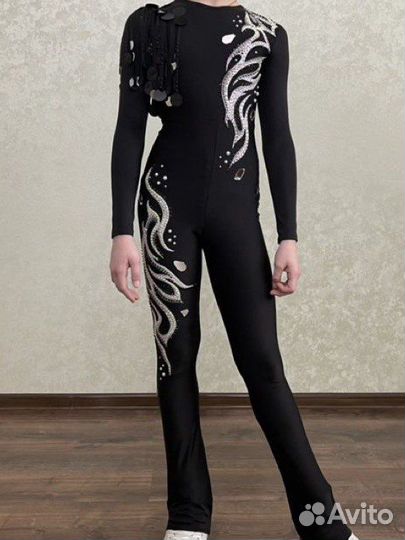 Комбинезон для фигурного катания