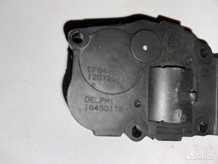 Моторчик печки Volkswagen Touareg 2 2012 16450178