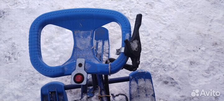 Детский снегокат с мотором