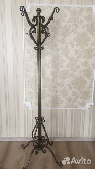 Вешалка напольная