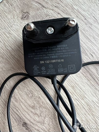 Беспроводная зарядка mophie