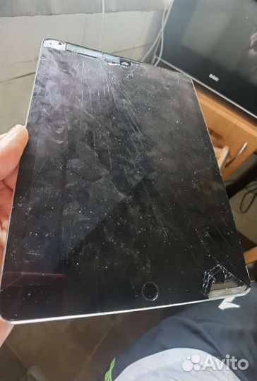 iPad air 2 64 gb sim