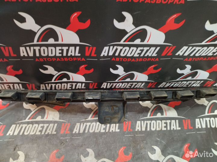 Кронштейн заднего бампера Ford Focus C-max 1