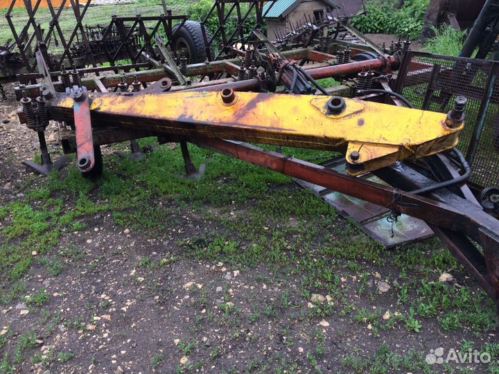 Продам запчасти к экскаватору