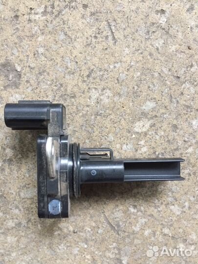 Датчик расхода воздуха Toyota