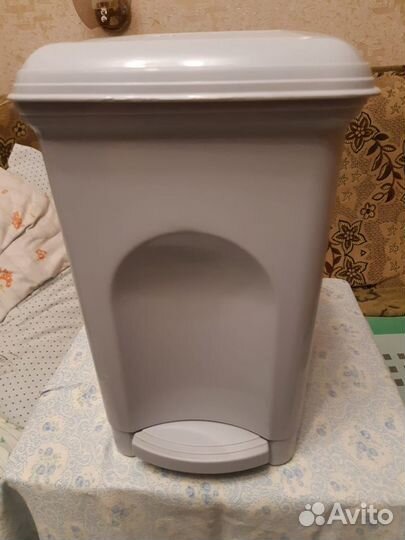 Мусорное ведро