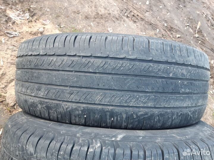 Michelin Latitude Tour HP 235/65 R17