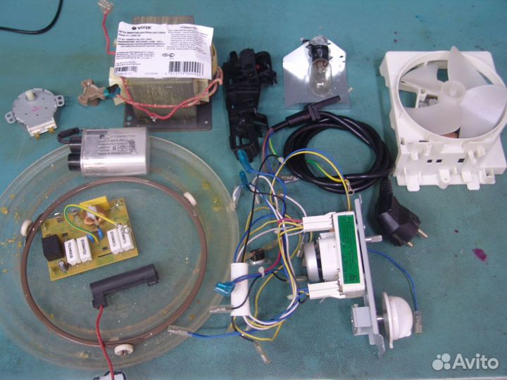 Запчасти к микроволновке vitek VT-1680