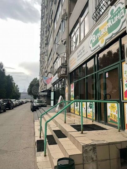 Сдам торговое помещение, 140 м²