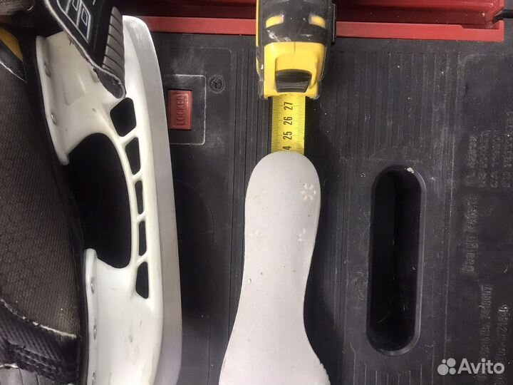 Коньки хоккейные детские