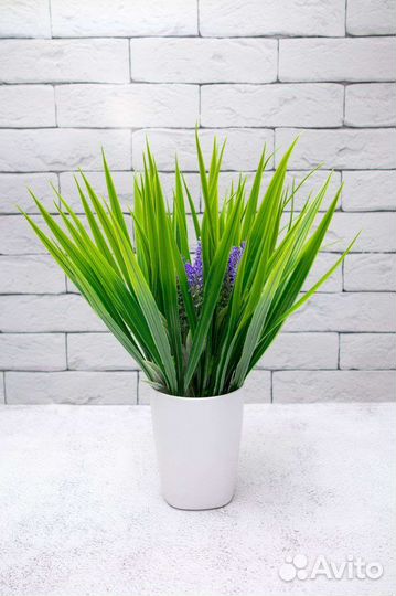 Искусственная трава для декора и интерьера