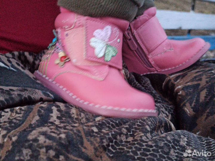 Ботинки демисезонные для девочки 18