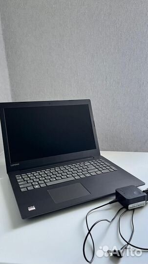 Ноутбук Lenovo IdeaPad 320-15AST (80XV)