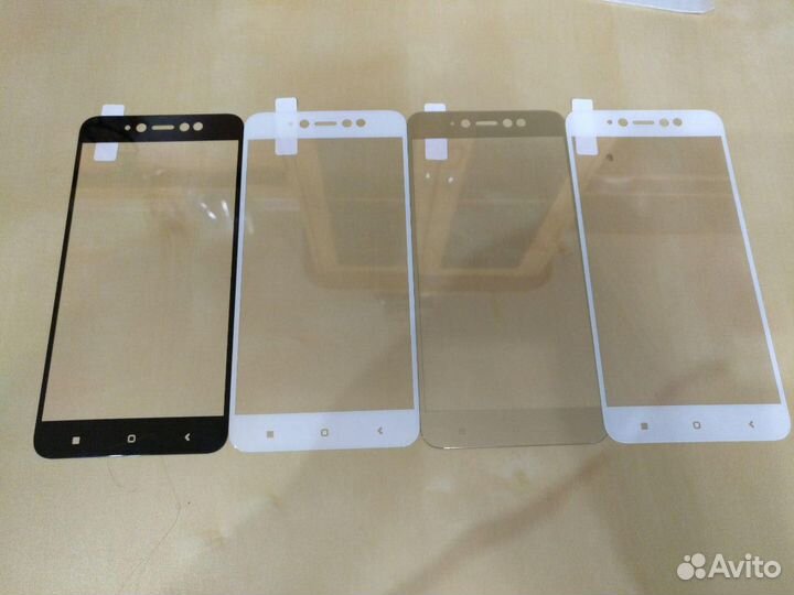 Защитные стекла на Xiaomi
