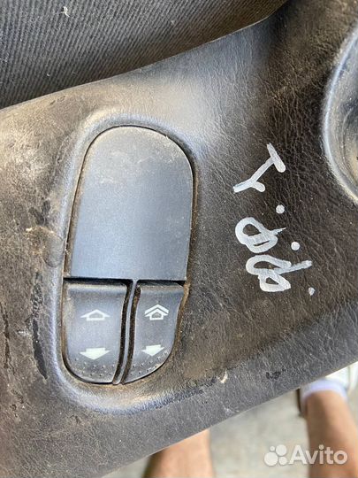 Блок управления стеклоподъемниками Ford Focus 1