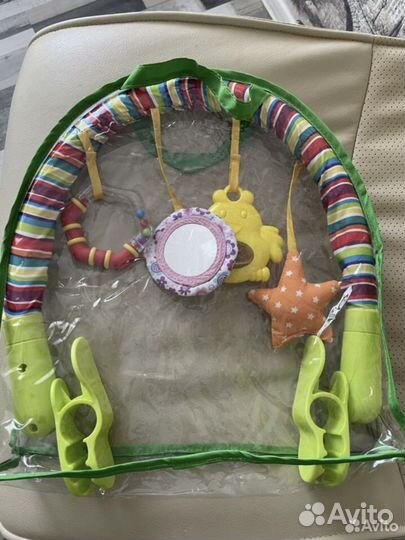 Дуга с игрушками/мобиль