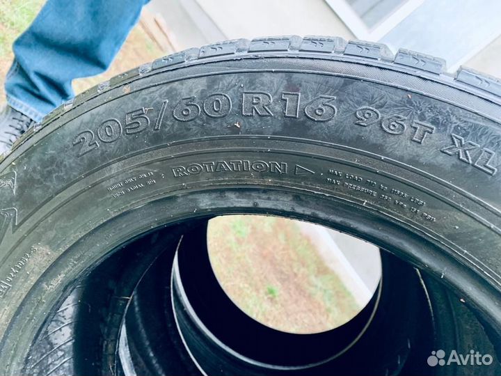 Nokian Tyres Hakkapeliitta 7 205/60 R16