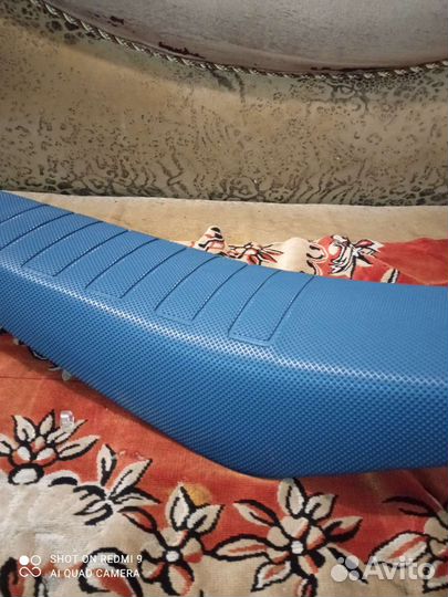 Сиденье на мотоцикл