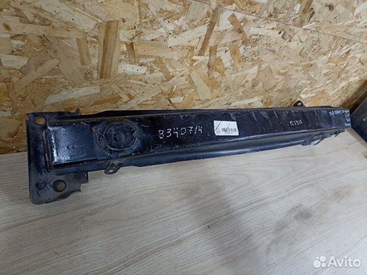 Усилитель бампера передний Skoda Fabia 1 2010-2014