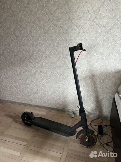 Электросамокат xiaomi mijia m365 pro б/у