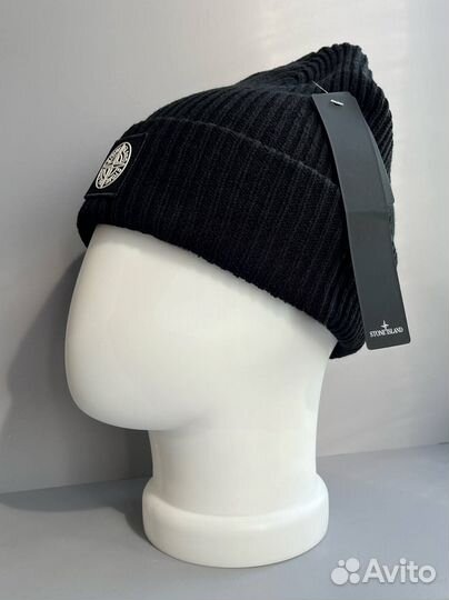 Мужская шапка stone island