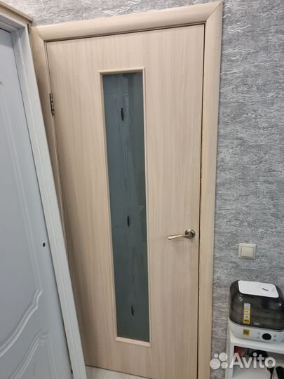 2 двери 80 см с ручками, замками, петлями