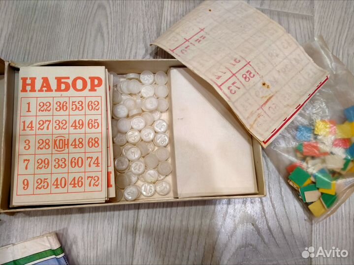 Игры настольные, пазлы, игрушки советских времён