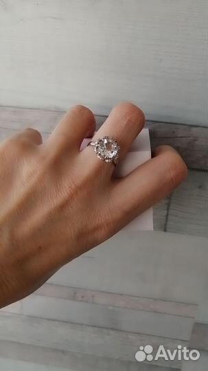 Серебряное кольцо с горным хрусталем