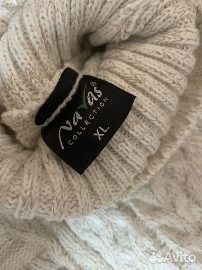 Свитер шерстяной мужской с горлом