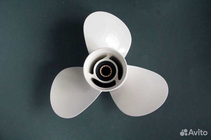 Винт Ямаха 40-50 11 шаг