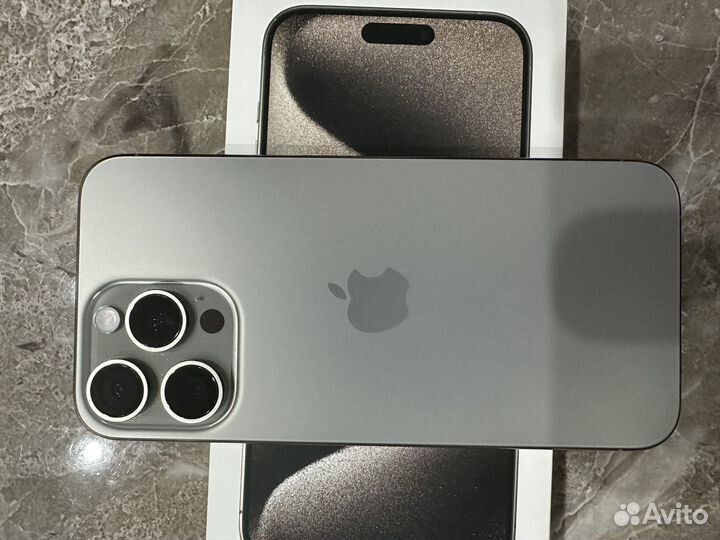 iPhone 15 Pro Max, 256 ГБ