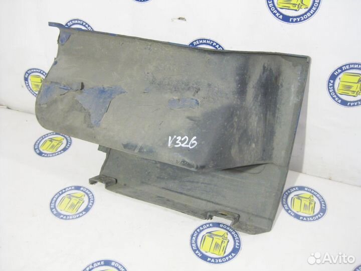 Подножка нижняя правая 20529640 volvo, FH 12, FM 9