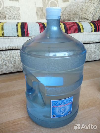 Бутыли с ручкой кулеровские 20;19-и литровые