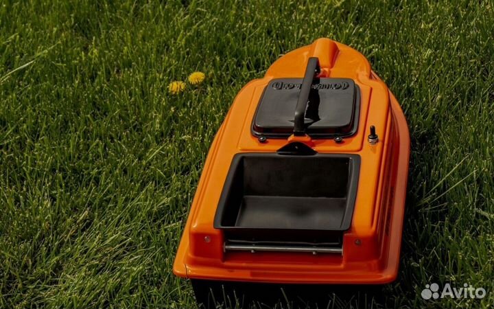 Прикормочный карповый кораблик CamaraD Mono