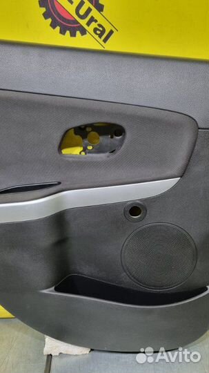 Обшивка двери задняя левая Kia Ceed Jd хэтчбек 1.4