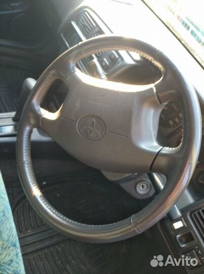 Тойота спринтер Кариб. Дверь итд