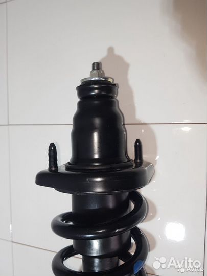 Стойка задняя левая в сборе Honda Stream 2004